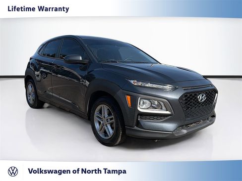 Used 2021 Hyundai Kona SE image 1