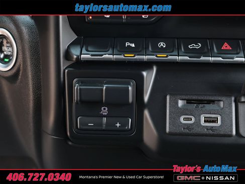 Used 2020 Chevrolet Silverado 1500 LTZ w/ Safety Package AWD/4WD image 23