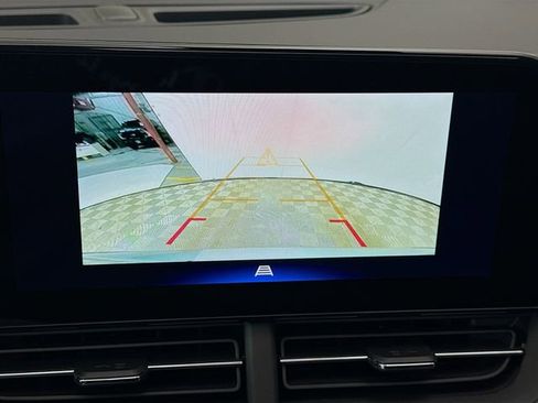 New 2026 Chevrolet Trax LT w/ Sunroof Package image 16