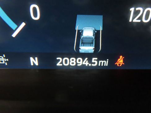 Used 2022 Ford F150 Lariat w/ Equipment Group 502A High image 12