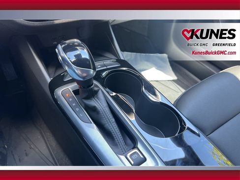 Used 2026 Buick Envista Sport Touring w/ Convenience I Package FWD image 30