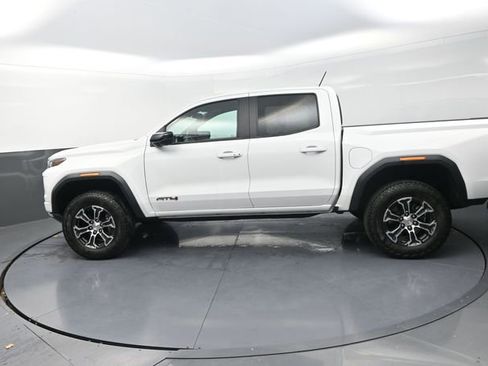Used 2024 GMC Canyon AT4 w/ AT4 Premium Package image 27