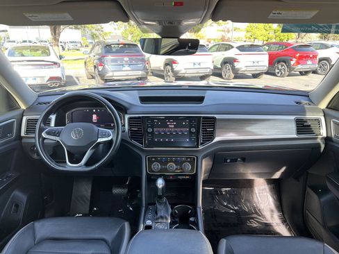 Used 2021 Volkswagen Atlas SEL Premium AWD/4WD image 27
