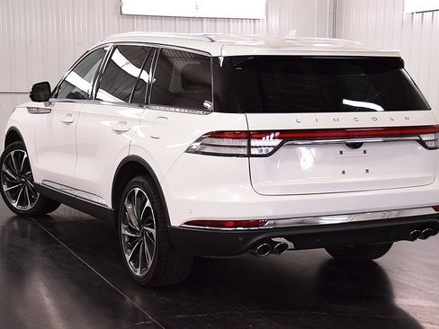 Used 2022 Lincoln Aviator Reserve w/ Equipment Group 201A image 5