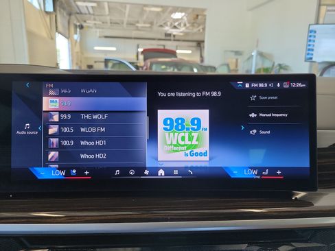Used 2025 BMW X5 xDrive40i AWD/4WD image 25