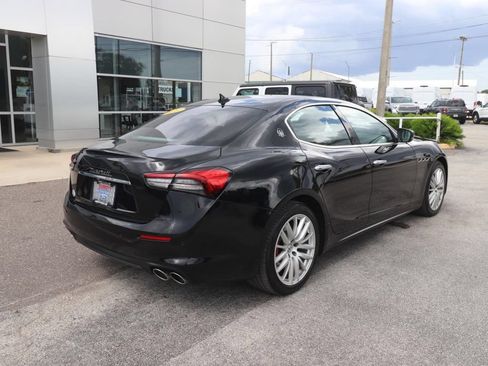 Used 2021 Maserati Ghibli S RWD image 16
