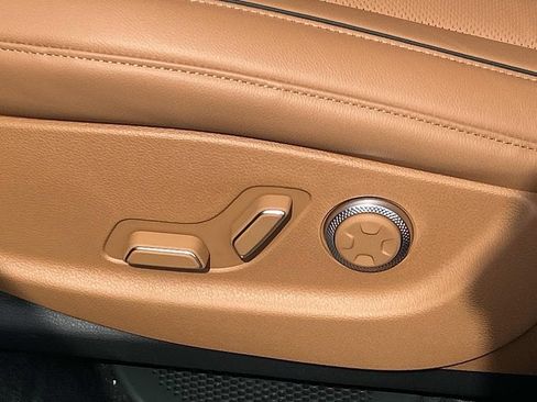 New 2027 Genesis GV80 2.5T Advanced AWD/4WD image 17