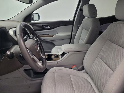 Used 2022 GMC Acadia SLE image 17