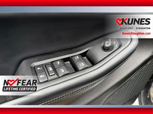 Used 2023 Jeep Grand Cherokee Limited AWD/4WD image 23