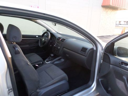 Used 2006 Volkswagen Rabbit image 8