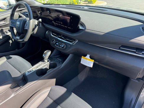 New 2026 Buick Envista Preferred w/ Convenience I Package FWD image 7