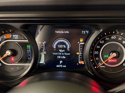 Used 2024 Jeep Wrangler Unlimited Rubicon 392 AWD/4WD image 18