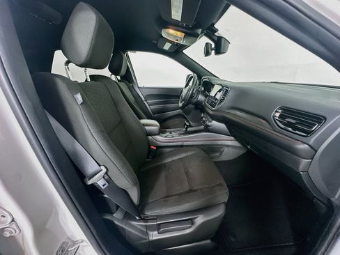 Used 2025 Dodge Durango GT RWD image 33