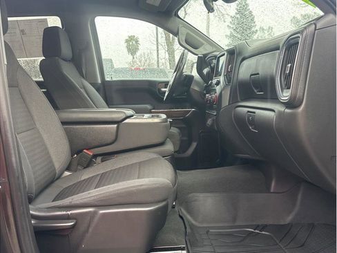 Used 2021 Chevrolet Silverado 1500 LT w/ Safety Package II image 11