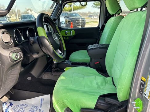 Used 2021 Jeep Wrangler Unlimited Sahara image 53