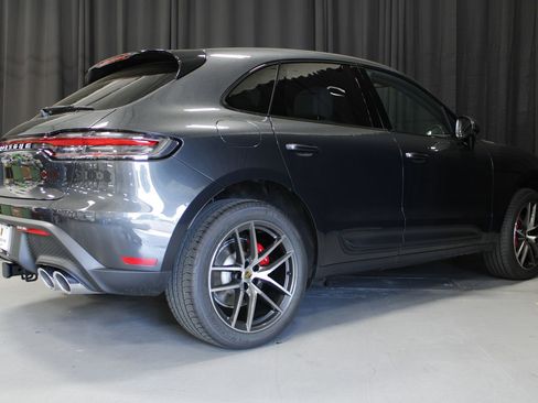 New 2026 Porsche Macan S image 3