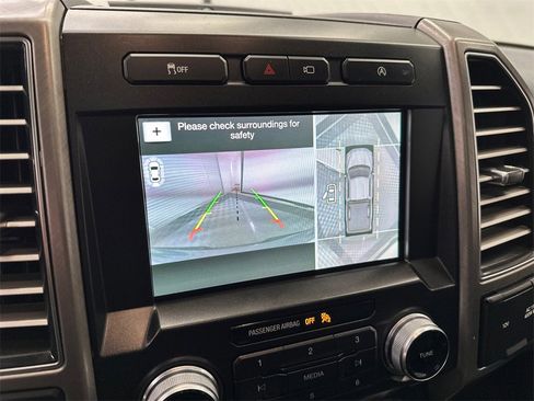 Used 2018 Ford F150 Limited w/ Trailer Tow Package image 32