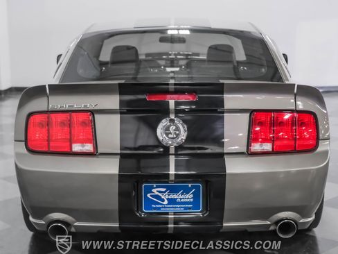 Used 2005 Ford Mustang GT image 9