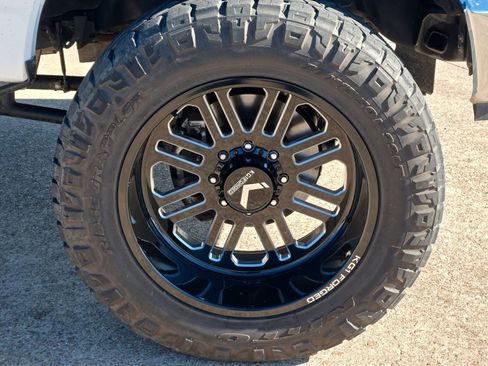 Used 2023 Ford F350 King Ranch w/ Chrome Package image 9