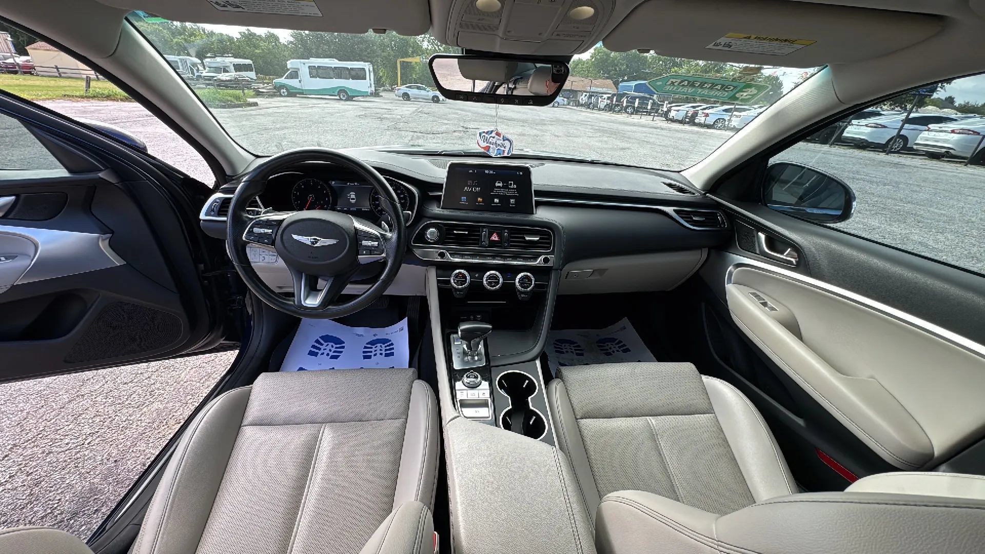 Used 2019 Genesis G70 2.0T Advanced AWD/4WD image 11