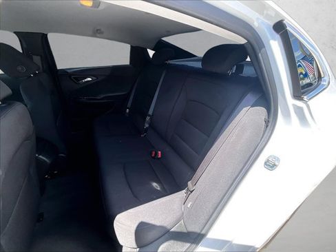Used 2023 Chevrolet Malibu LS FWD image 27