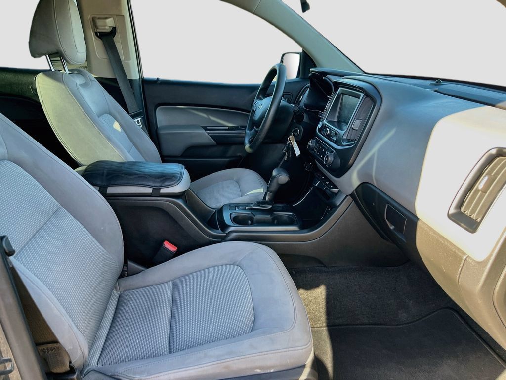 Used 2018 Chevrolet Colorado W/T w/ WT Convenience Package AWD/4WD image 25