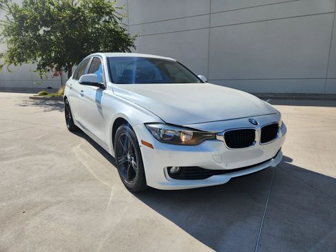 Used 2015 BMW 320i Sedan image 10