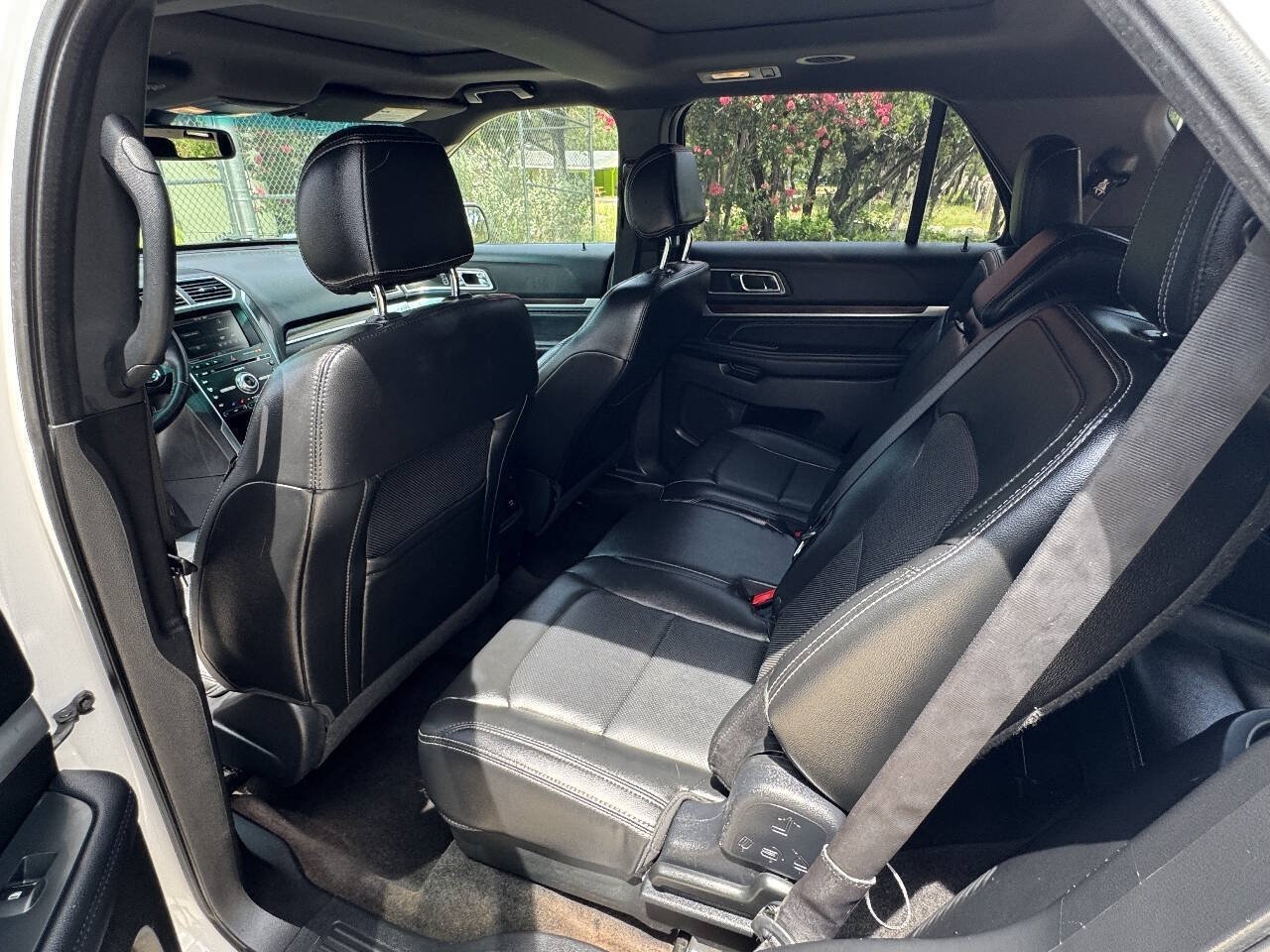 Used 2016 Ford Explorer Limited w/ Equipment Group 301A FWD image 40
