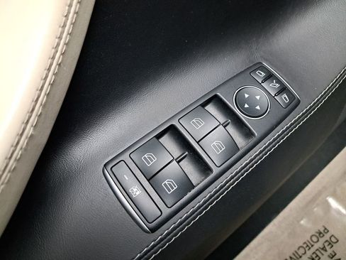 Used 2018 Tesla Model S 75D image 25