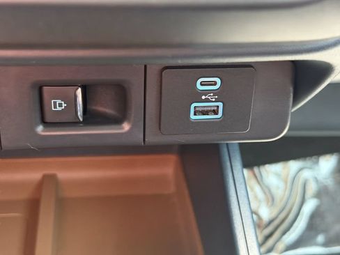 Used 2022 Ford Maverick Lariat w/ Lariat Luxury Package AWD/4WD image 27