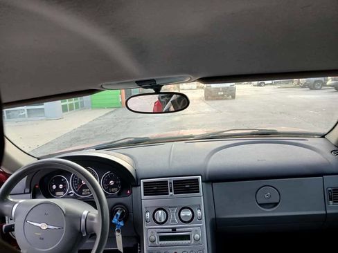 Used 2008 Chrysler Crossfire Limited image 9