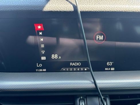 Used 2018 Alfa Romeo Stelvio Sport w/ Quick Order Package 22J Sport AWD/4WD image 17