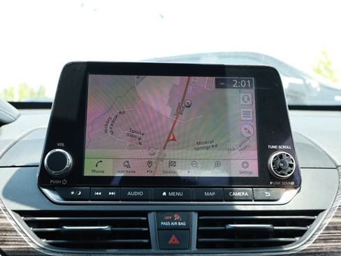 Used 2019 Nissan Altima 2.0 Edition One FWD image 16
