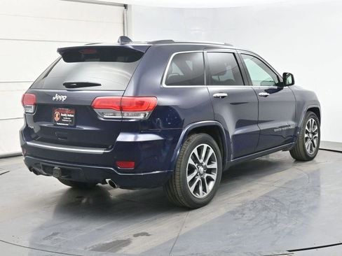 Used 2017 Jeep Grand Cherokee Overland w/ Jeep Active Safety Group image 23