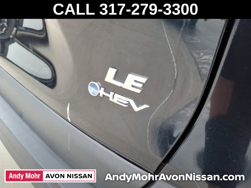 Used 2025 Toyota RAV4 LE AWD/4WD image 10
