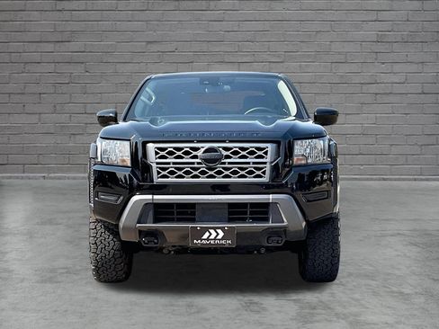 Used 2022 Nissan Frontier SV AWD/4WD image 2