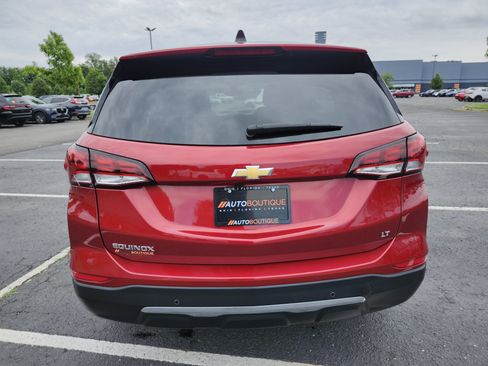 Used 2024 Chevrolet Equinox LT FWD image 16