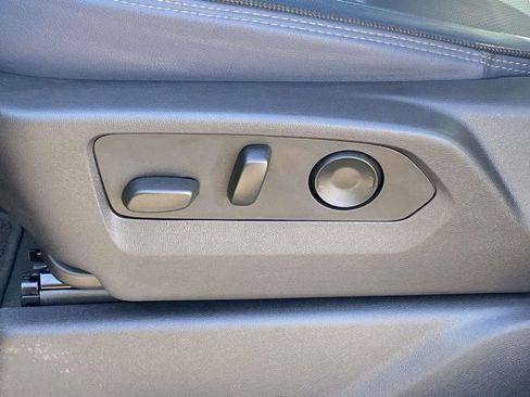 Used 2024 Chevrolet Silverado 3500 High Country w/ Technology Package image 15