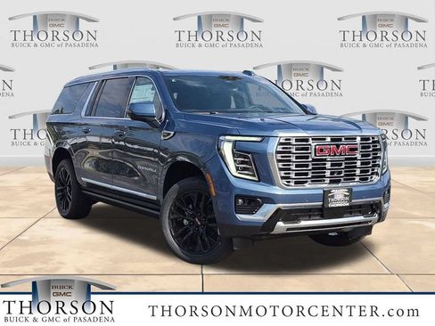 New 2026 GMC Yukon XL Denali w/ Sun & Power Step Package AWD/4WD image 1