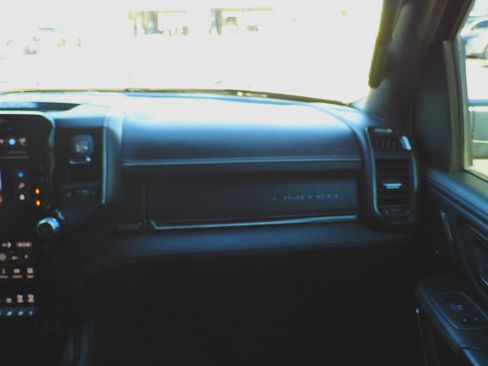 Used 2022 RAM 1500 Limited image 22