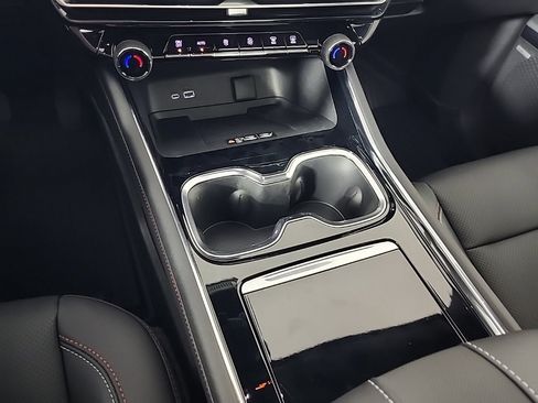 New 2026 Chevrolet Traverse Z71 w/ Enhanced Driving Package image 41