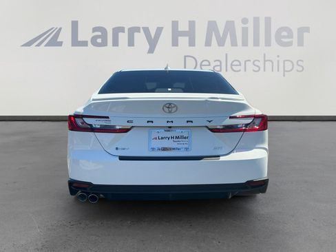 Certified 2025 Toyota Camry SE image 4