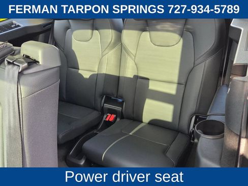 Certified 2025 Volvo XC90 B6 Plus w/ Protection Package Premier AWD/4WD image 16