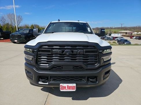 New 2026 RAM 2500 Tradesman AWD/4WD image 9