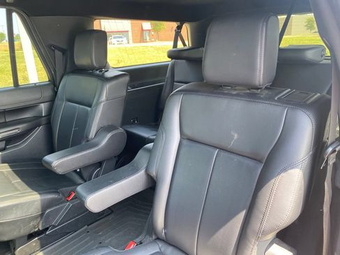 Used 2021 Ford Expedition Max XLT AWD/4WD image 30