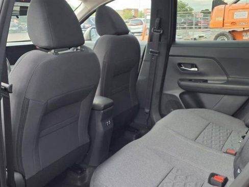 New 2025 Nissan Kicks SV w/ SV Premium Package image 33