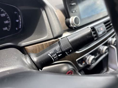 Used 2018 Honda Accord EX-L image 14