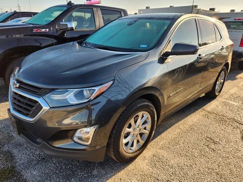 Used 2020 Chevrolet Equinox LT FWD image 3