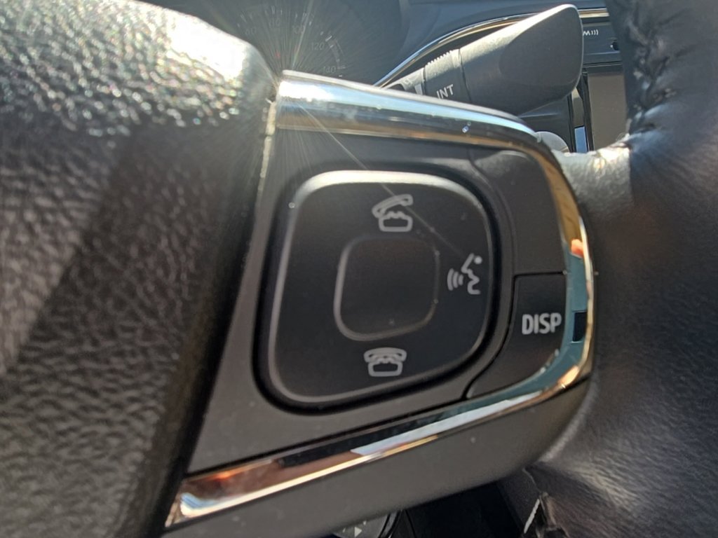 Used 2016 Toyota Avalon XLE Plus FWD image 18