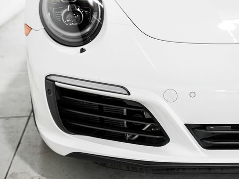Used 2017 Porsche 911 Targa 4 image 61